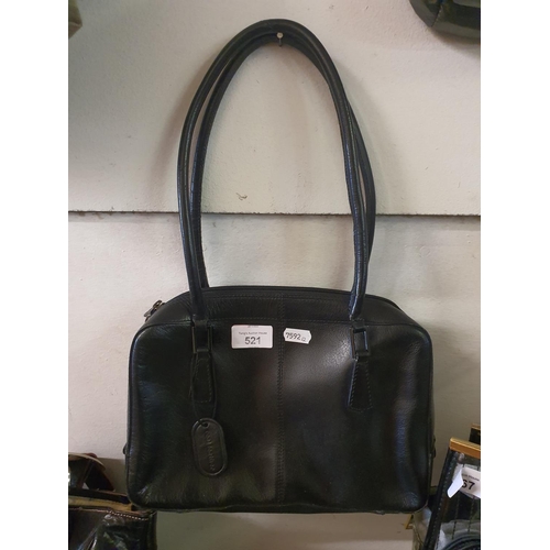 521 - Black leather handbag in great condition