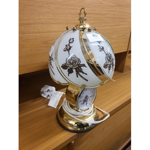 690 - Vintage style clock lamp