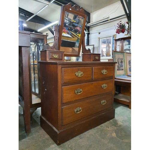 1789 - Stunning 2/3 excellent quality dressing table with mirror