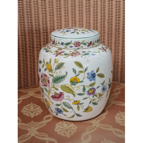 895 - Minton Haddon Hall lidded ginger jar