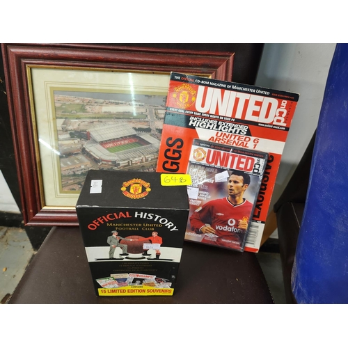 64B - A collection of Manchester United Football Club items