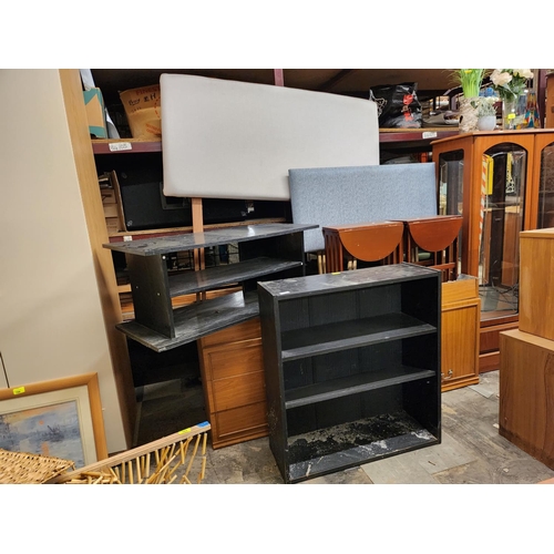 710 - JOB LOT OF FURNITURE
Including like new fabric headboards, storage units and tables