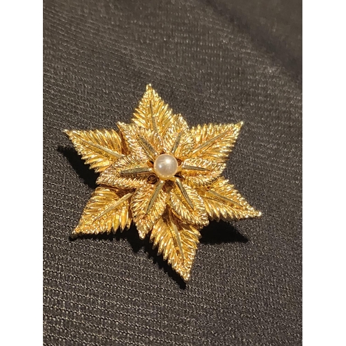 1296 - **LAST CHANCE ITEM** Gold tone brooch