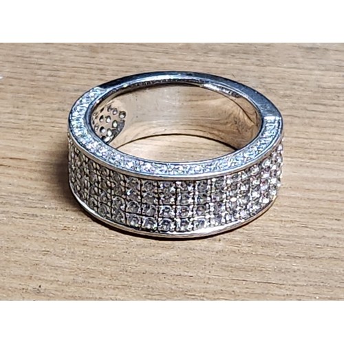 1328G - Beautiful 925 silver ring with four rows of cubic zirconia and cubic zirconia side detail