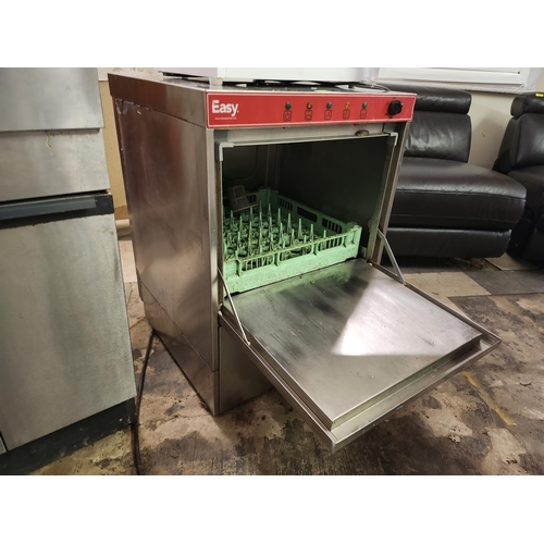 3068 - Easy stainless steel bottle wash unit in order