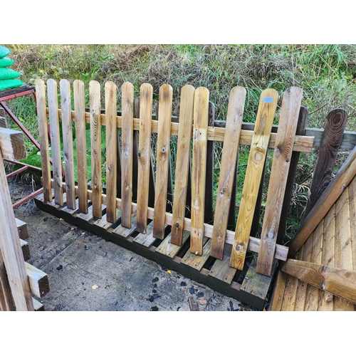 20 - fencing size 5ft  8