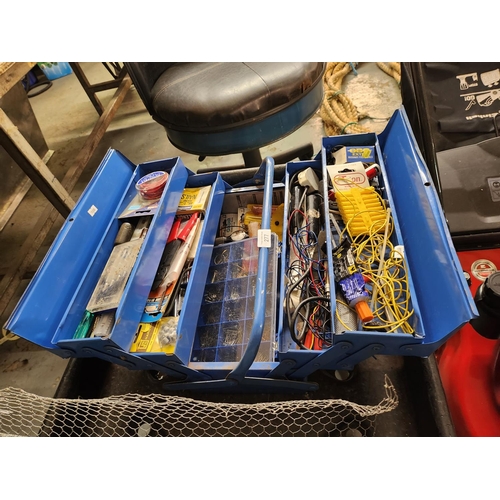 277 - blue cantilever toolbox containing various tool items