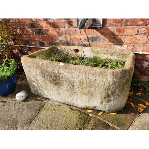 40 - Stunning antique sandstone water trough in fabulous condition beautifully aged and weathered very la... 