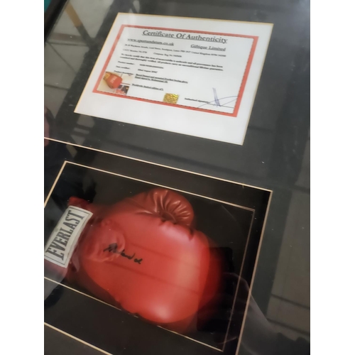 1263 - Muhammad Ali signed boxing glove with certificate presented in case with Photograph and certificate ... 