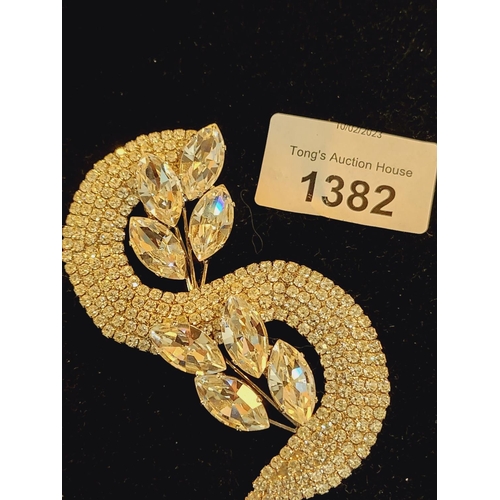 Lot 1382      