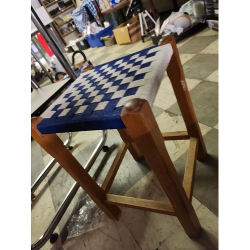 1694 - WOVEN SMALL STOOL BLUE WHITE