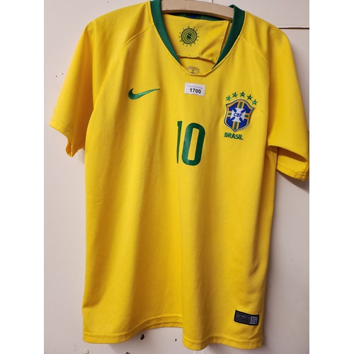 1700 - Yellow and green Brazil genuine Nike football t- shirt Naymar jnr 10