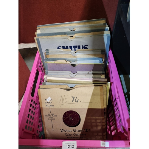 1212 - Large collection of vintage gramophone records