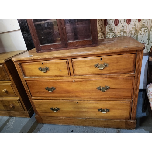 1237 - 2 over 3 victorian chest of drawers 40