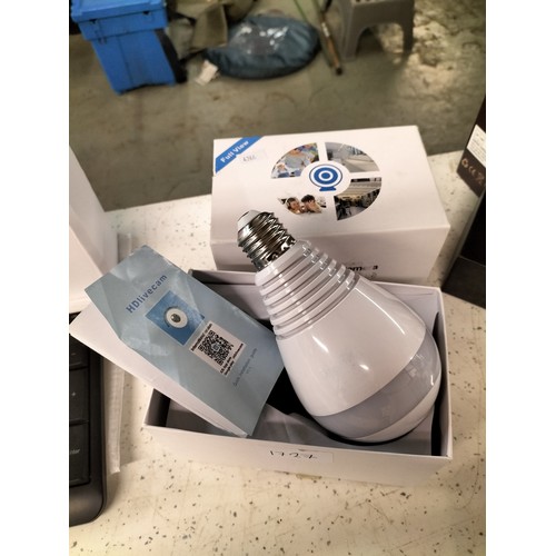 1727 - NEW IN BOX, WIFI lightbulb camera