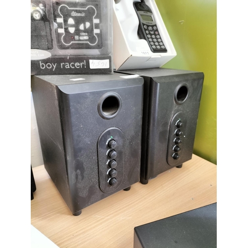 1613 - Set of speakers