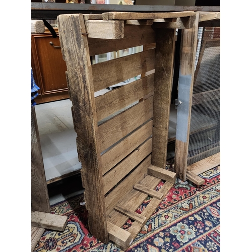 1054 - Large wooden beer crate