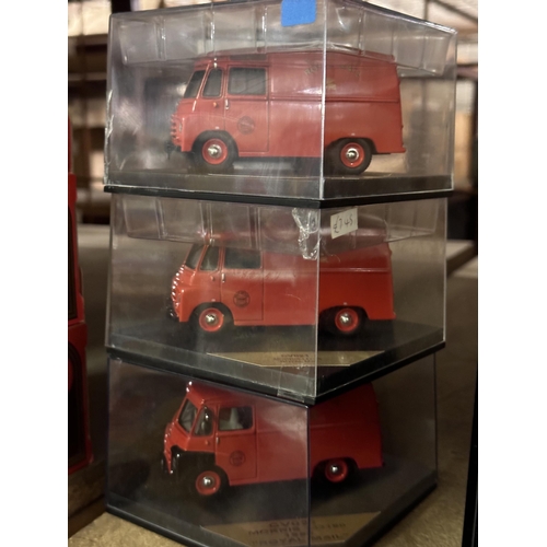 553 - Collection of three City Morris LD150 CV021 Royal Mail model vans including a 1959 model as well as ... 