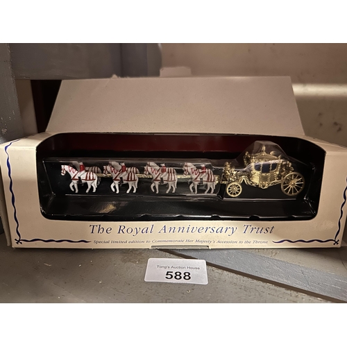 588 - Matchbox Models of Yesteryear Her Majesty the Queen's 40th Anniversary limited edition The Royal Ann... 