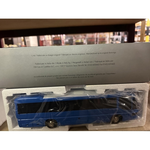 645 - Old Cars die cast 1/43 scale Autobus TurboCity model