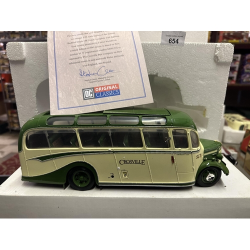 654 - Original Classics limited edition 1:24 scale Crosville Version Bedford Duple OB Coach SL71