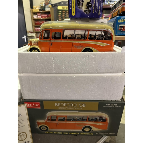 Sun Star 1:24 scale die cast 1947 Bedford OB Duple Vista Coach Yelloway  Motor Services FDK 571 model