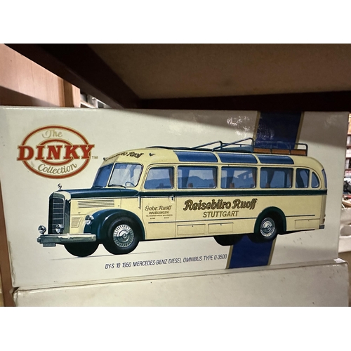 638 - The Dinky Collection DY-S 10 1950 Mercedes-Benz Diesel Omnibus Type 0-3500 Reiseburo Ruoff Stuttgart... 