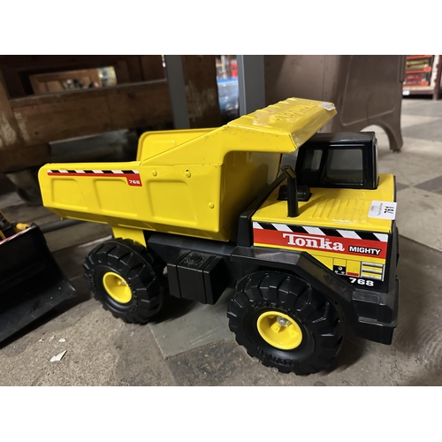 761 - Large toy Tonka Mighty 768 truck