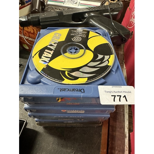 771 - Collection of vintage Dreamcast games including Sonic Adventure, Dead or Alive 2, Ready Rumble Boxin... 