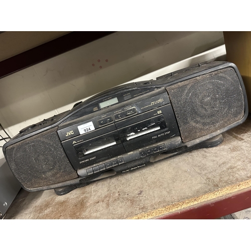 924 - JVC twin deck casette and CD portable system