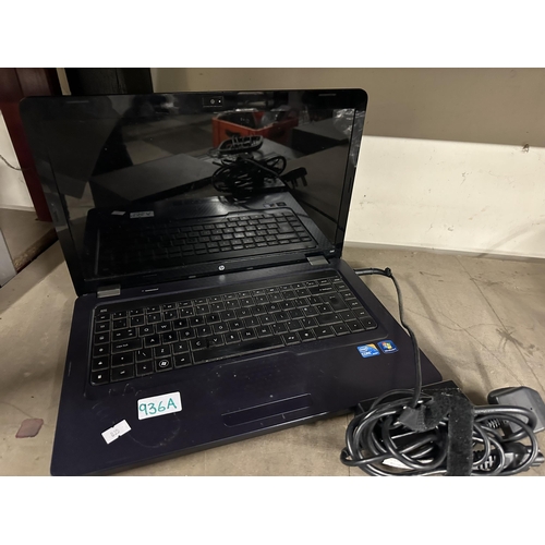 936A - HP Laptop with charging cable