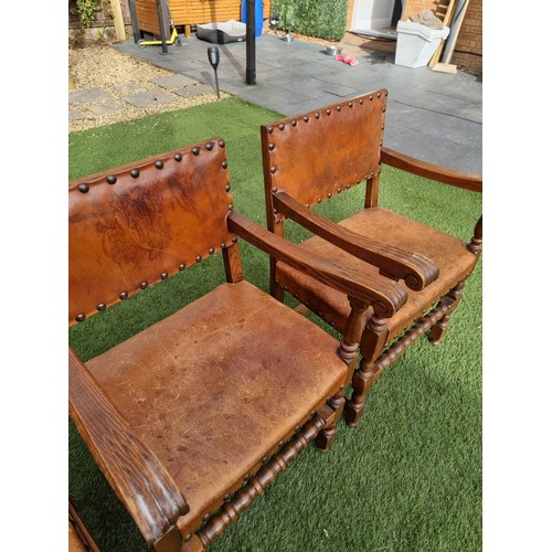 2210 - ANTIQUE SPANISH  / VINTAGE  CROMWELLIAN STYLE OAK WITH DINING ROOM TABLE 6 CHAIRS LEATHER . INCLUDES... 