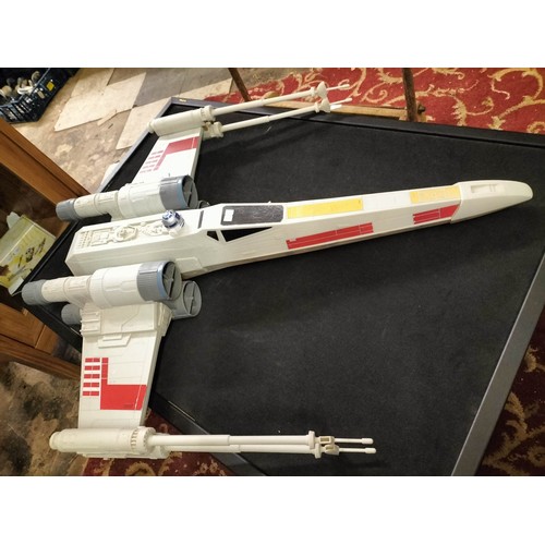 793A - STAR WARS X WING FIGHTER 78CM X 65CM