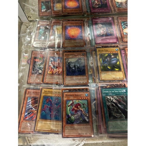 844A - Extremely large collection of Yu-Gi-Oh! cards