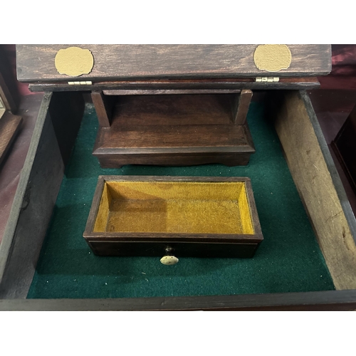 522 - Wooden writing slope with drawer