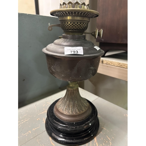 793 - Tall vintage decorative copper oil lamp