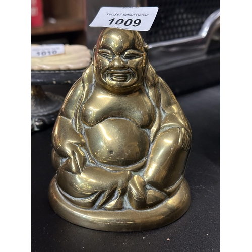 1009 - Brass moulded buddha