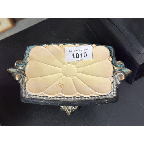 1010 - Beautiful metal based pin dish