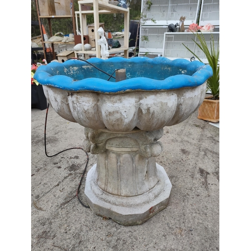 101 - Tall heavy resin garden water feature including pump and electrics 27