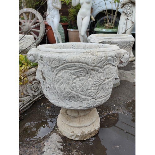 124 - Victorian chimney pot very heavy great quality 18