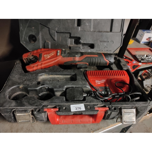 376 - MILWAUKEE CORDLESS PIPE CUTTER CHARGER INCLUDED AND CASE