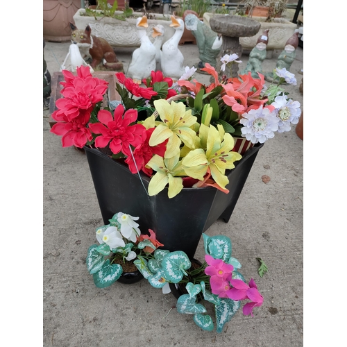 92 - Large collection of artificial flowers