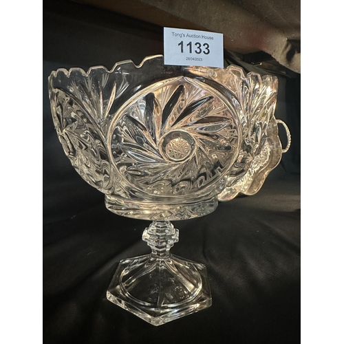 1133 - Antique fruit bowl on glass pedestal Late Victorian