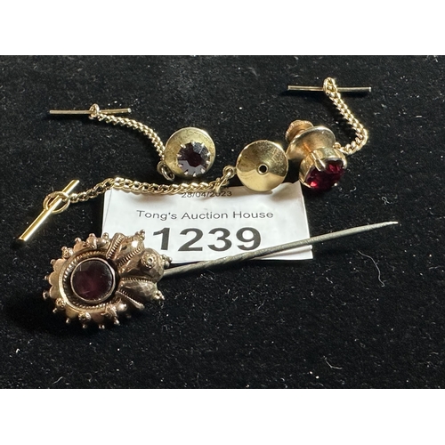 Lot 1239      