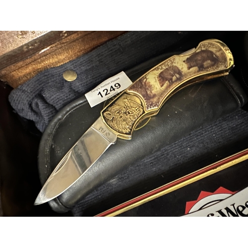 1249 - Franklin mint Collectors knife