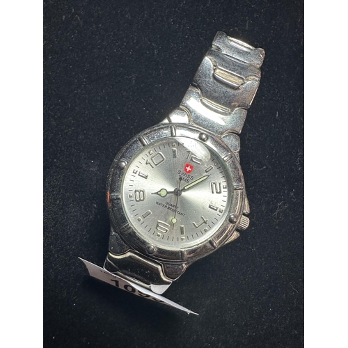 1093 - Swiss Time Quartz gents watch with metal strap brand new