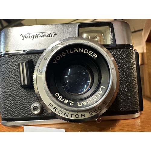 1320 - Voigtlander Vito C Lanther Vintage Camera