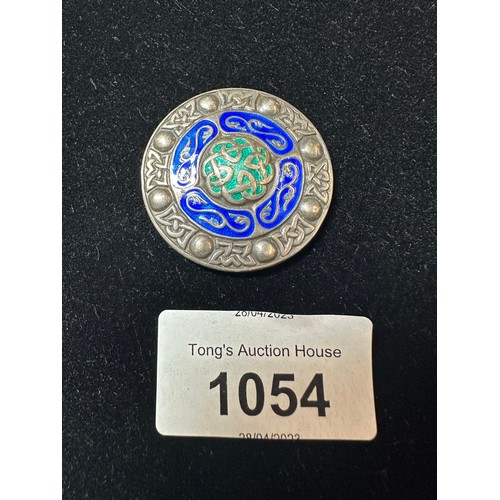 1054 - Beautiful Celtic pewter and enamelled brooch