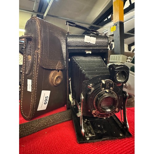 695 - Kodak Junior Box Brownie vintage camera with case