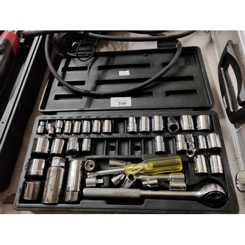 356 - CASED COMPLETE SOCKET SET